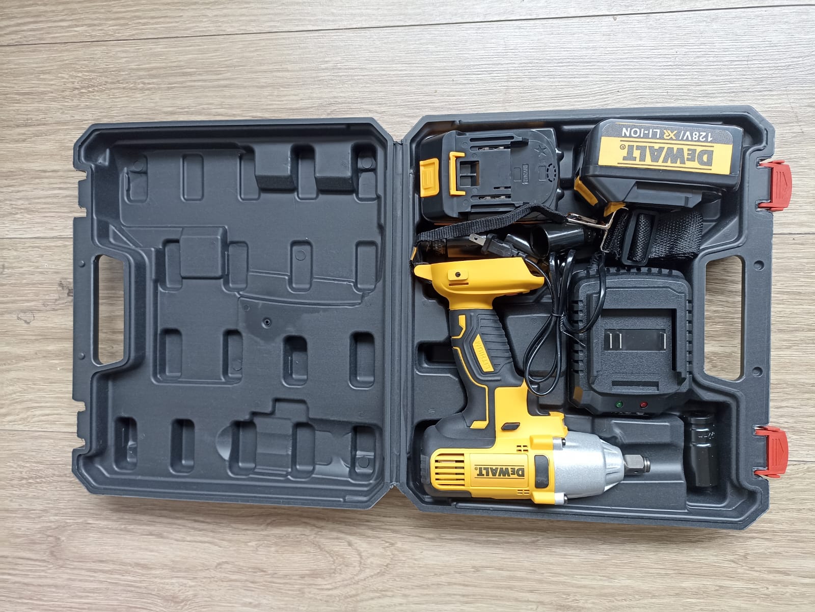 Miniatura 7 de LLAVE DE IMPACTO 128 V DEWALT SENCILLA